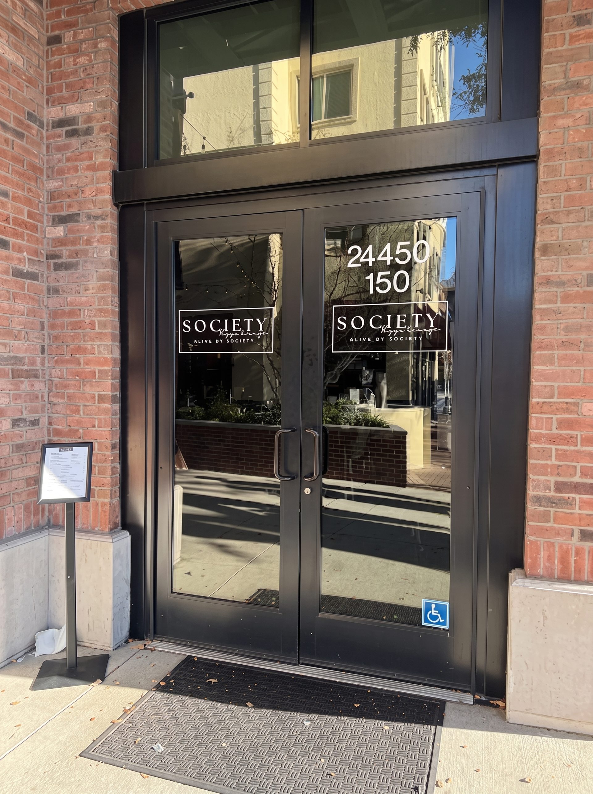 Visit Society Pizza Lounge