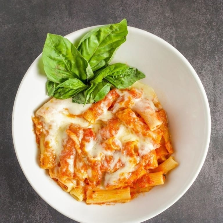 Delicious Baked Rigatoni